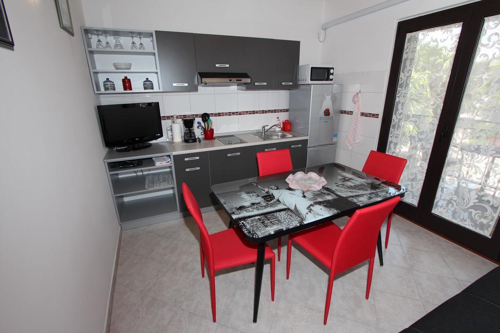 Apartments Marlina Ровинь Экстерьер фото